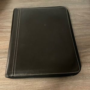 Coach leather portfolio - black